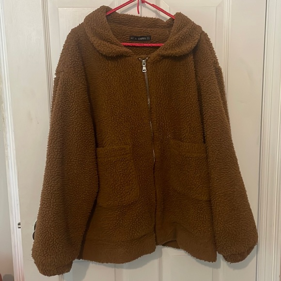 Brown oversized Sherpa jacket for women - Picture 1 of 3
